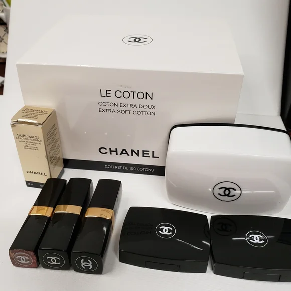 Chanel Makeup and Skincare Set - Picture 3 of 14